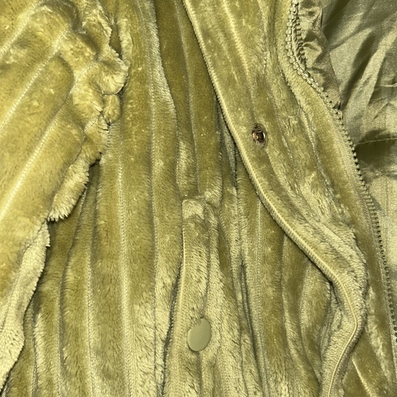 bdg puffer - Picture 5 of 5